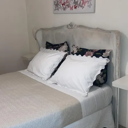 Antica Novi Panzió 3*